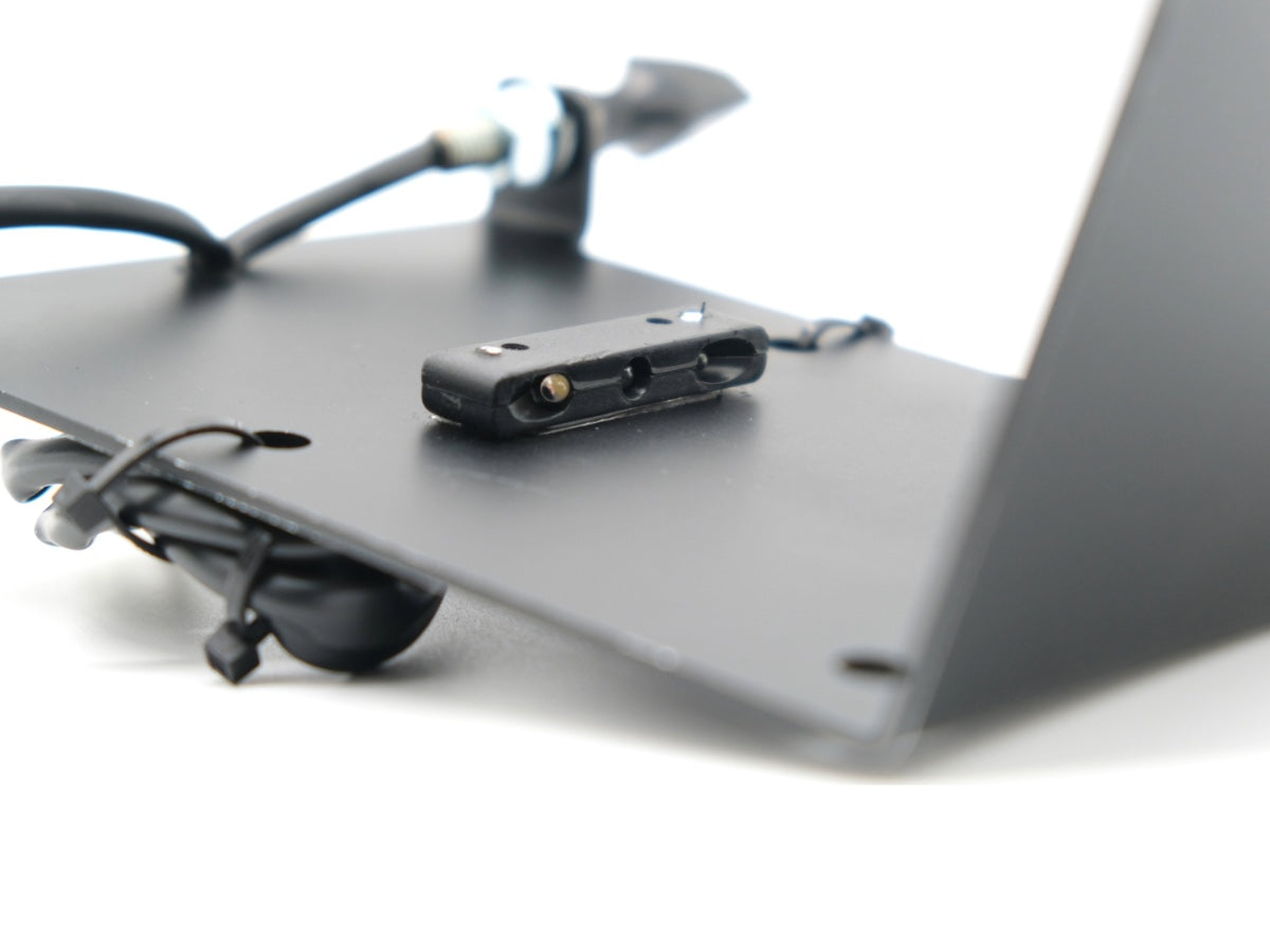 Kurzer Kennzeichenhalter SWM BINSEN