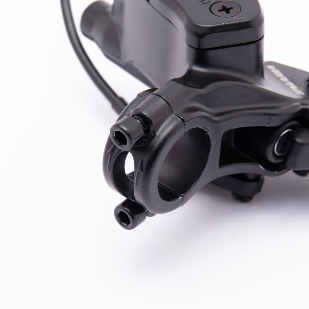 Front Brake Master Cylinder 4