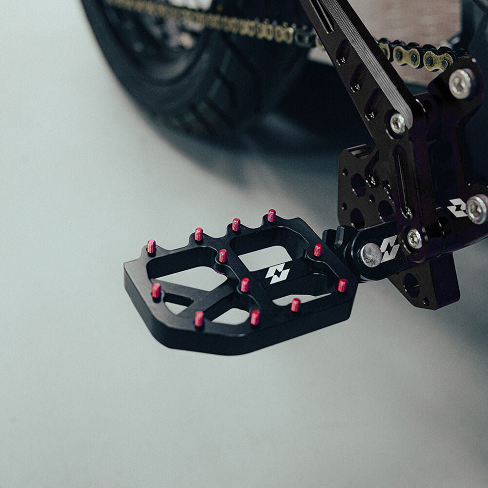 Talaria Full-E Charged Schwarzes Fußrasten-Set für Light Bee / Talaria / Pro SS