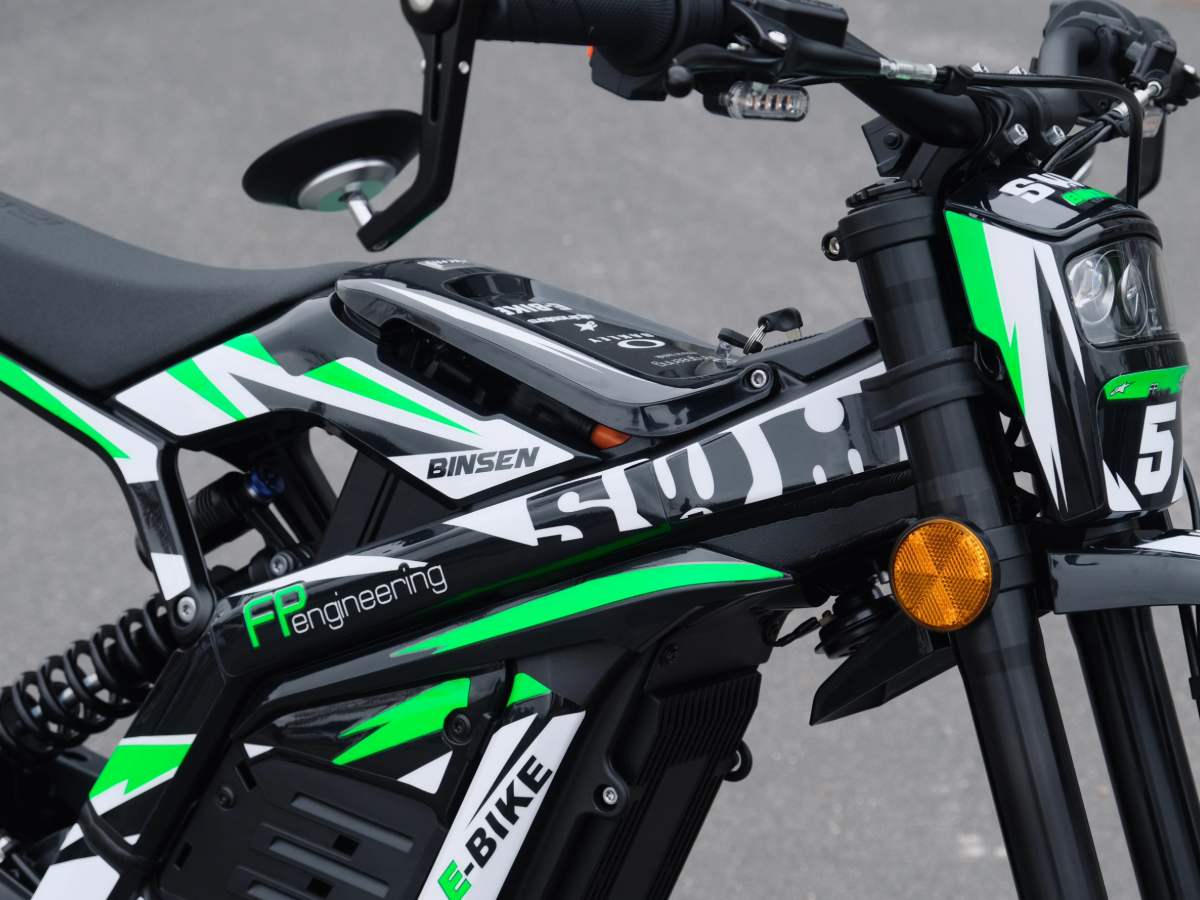 SWM BINSEN FP EDITION GREEN BLACK